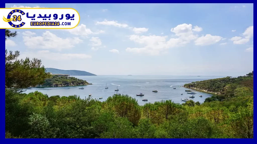 جزيرة-هيبيليادا-في-اسطنبول