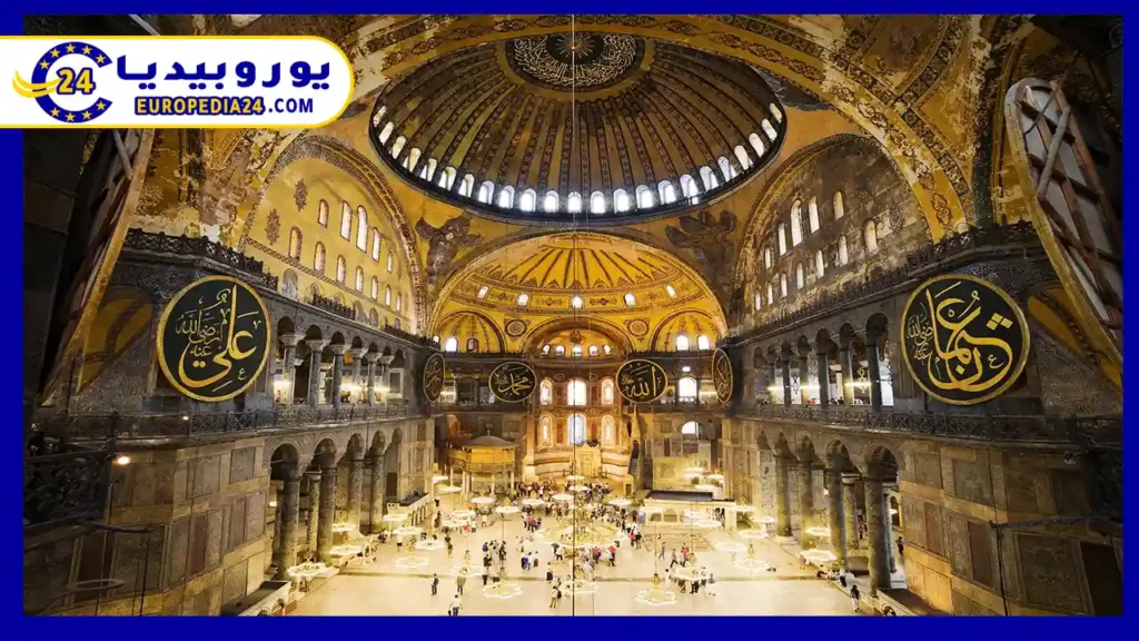 مسجد-آيا-صوفيا-في-تركيا